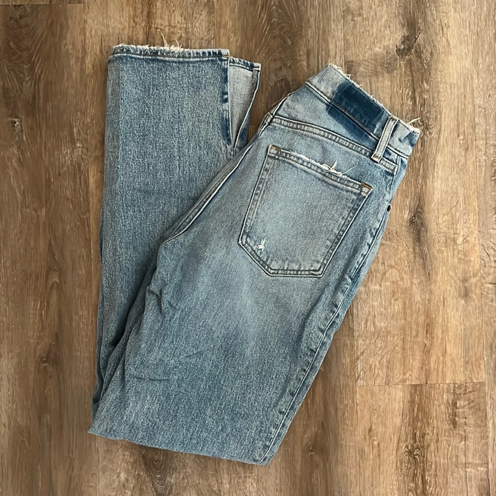 Abercrombie 90s Straight Ultra High Rise Jeans